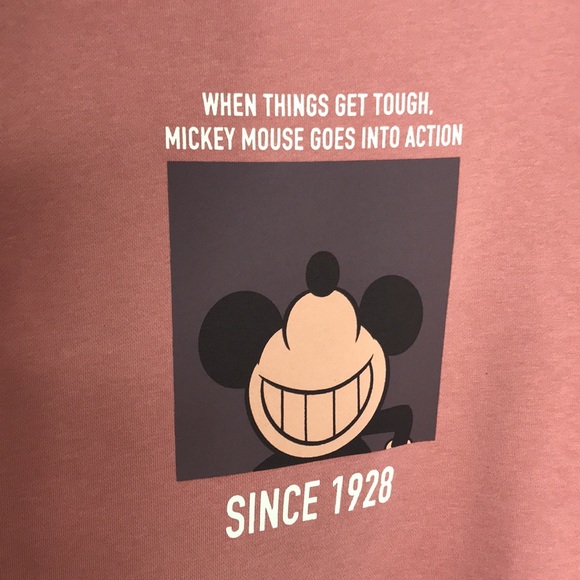 UNIQLO Mickey Mouse Since 1928 When things get tough sweatshirt size Small - Picture 3 of 8